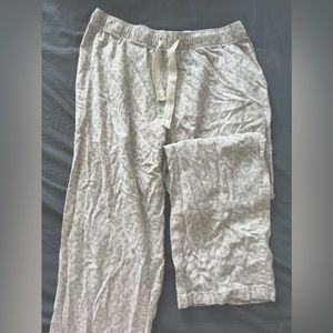 Old Navy Comfy Cute Pajama Pants White Cheetah Print